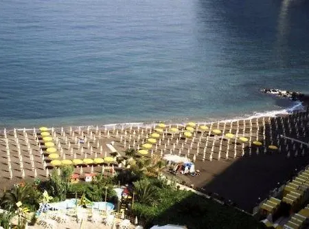 База отдыха Bleu Village 4*