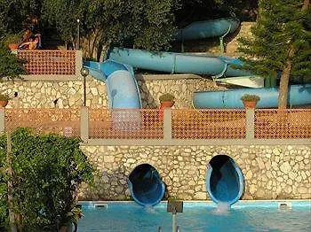 База отдыха Bleu Village Мета
