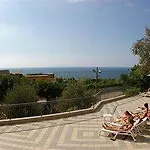 Bleu Village Holiday park Meta