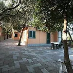 Bleu Village Meta
